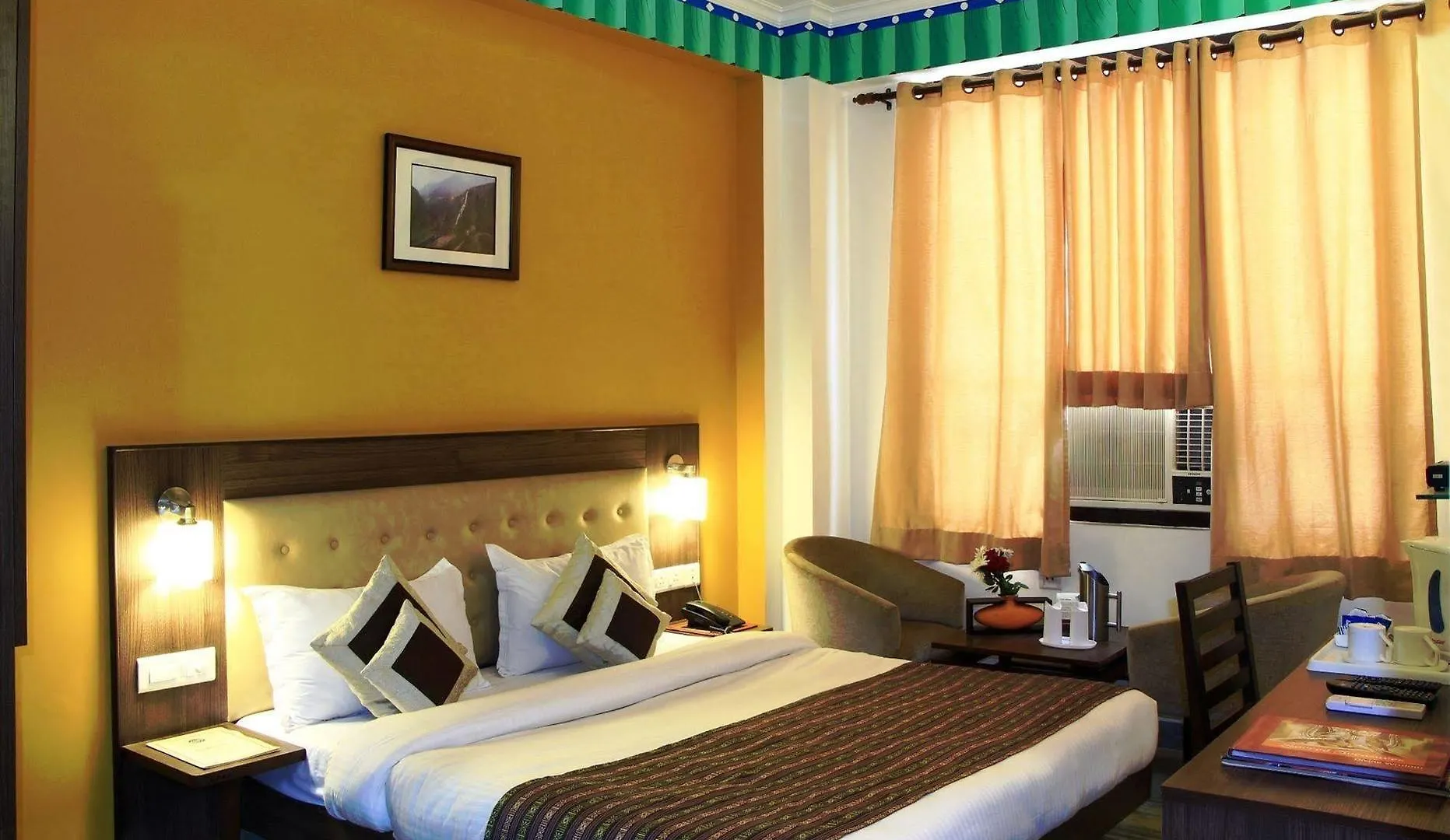 Inn Tawang Near B L Kapoor Hospital A Well Hygiene Hotel Delhi