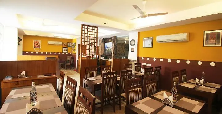 Inn Tawang Near B L Kapoor Hospital A Well Hygiene Hotel Delhi